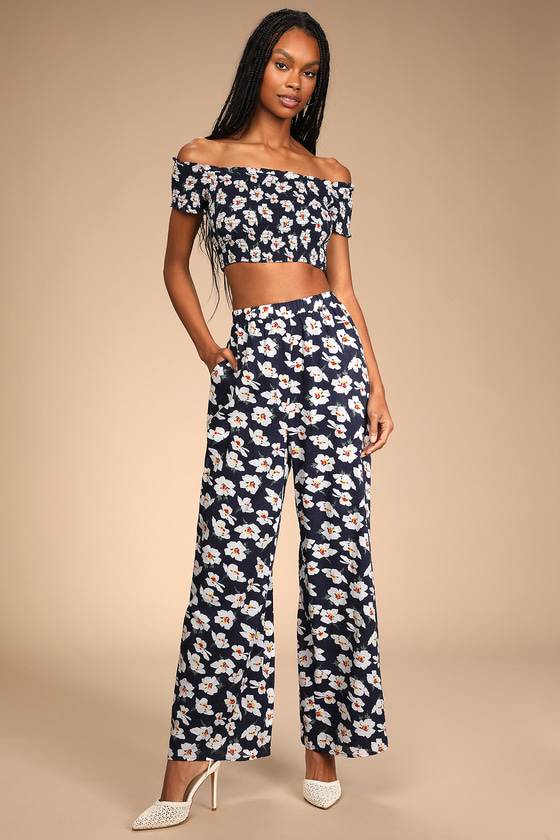Topshop Petite chiffon abstract floral pants in monochrome - part of a set  | ASOS